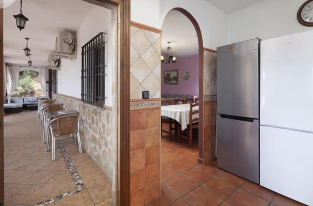 Casa Rural Los Hidalgos Totalan Bagian luar foto